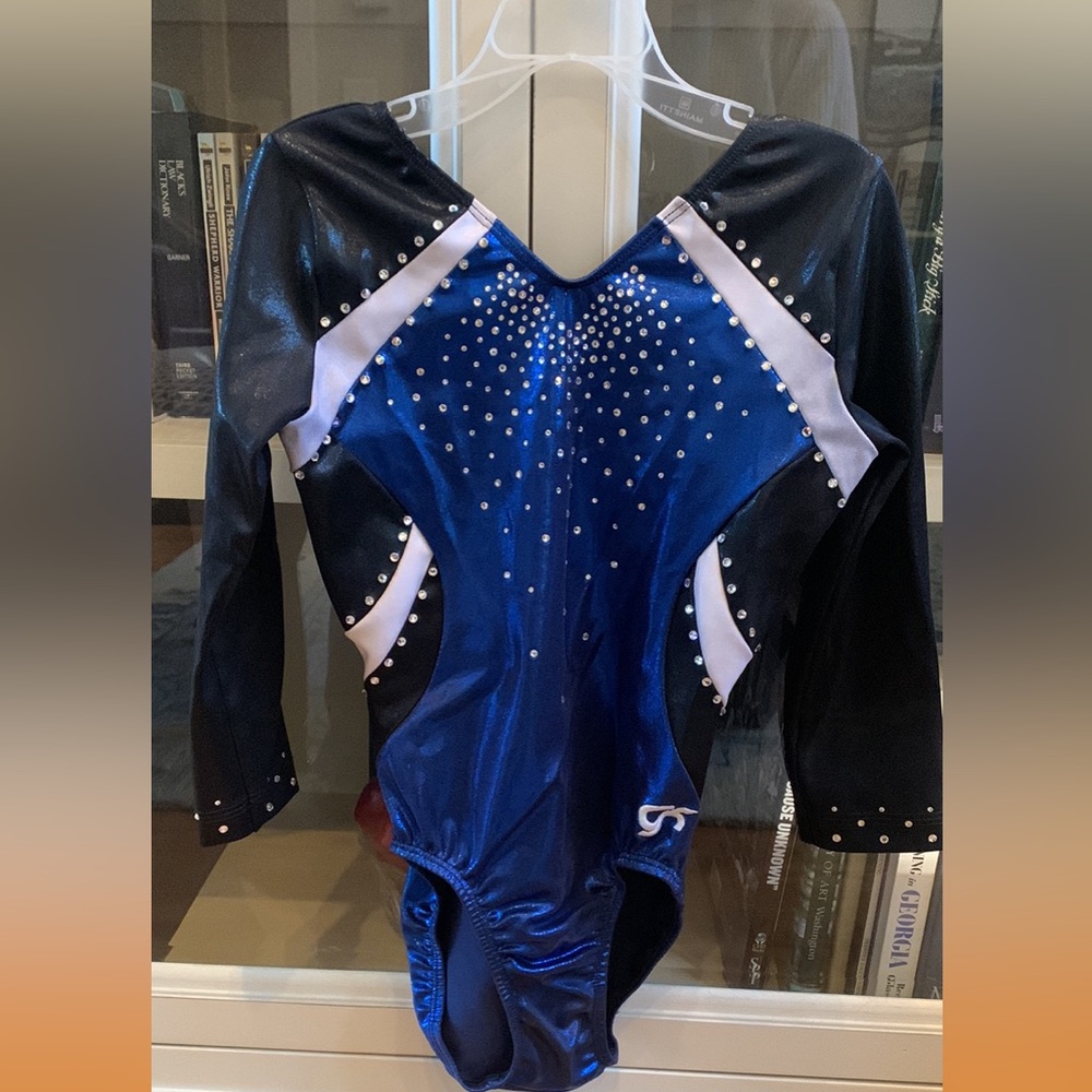 Girls leotard beautiful sparkly blue with rhinestones